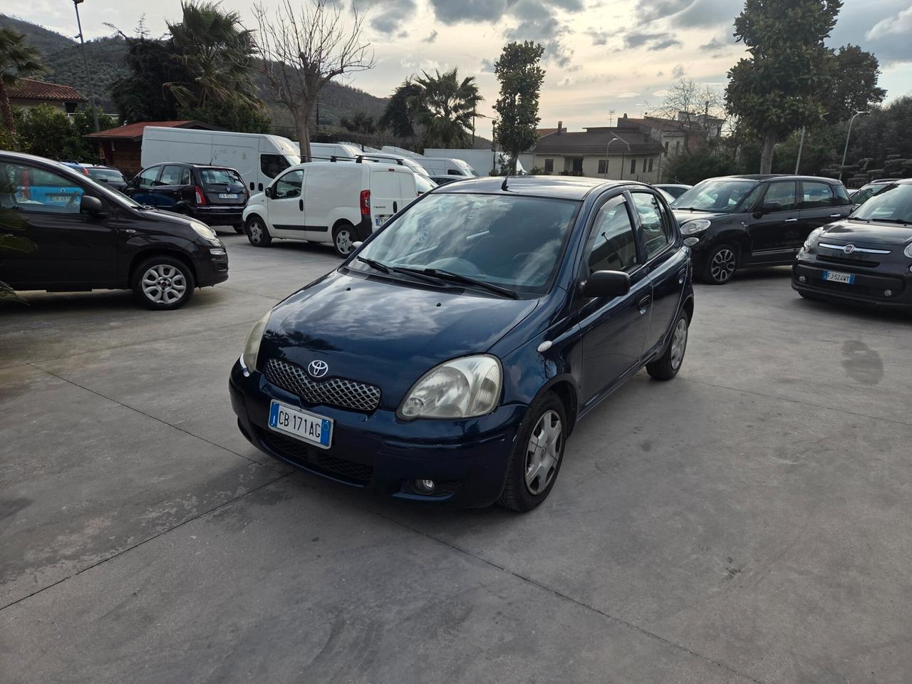 Toyota Yaris 1.0i 16V cat 5 porte - 2002