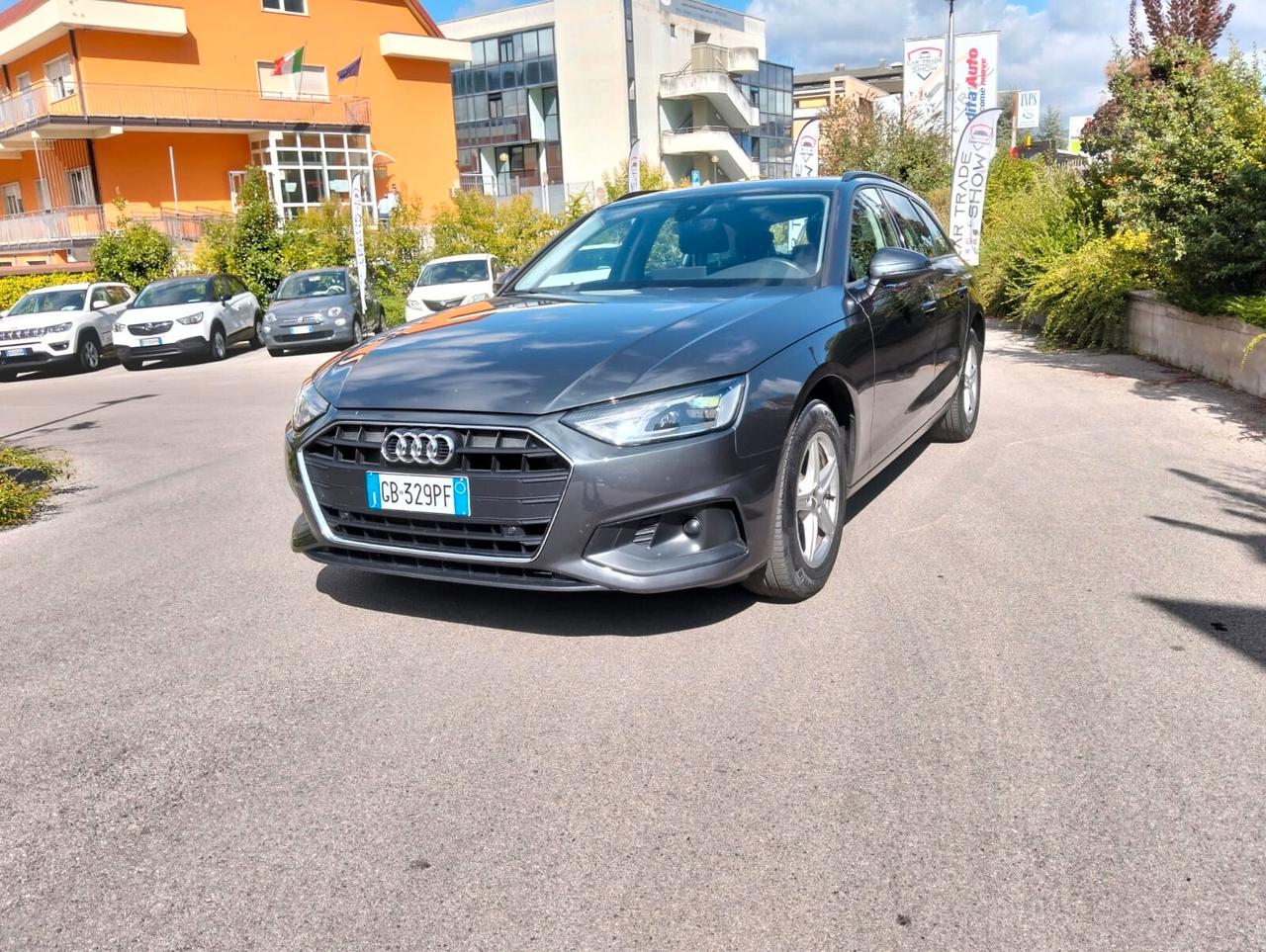 Audi A4 Avant 35 TDI/163 CV S tronic Business Advanced