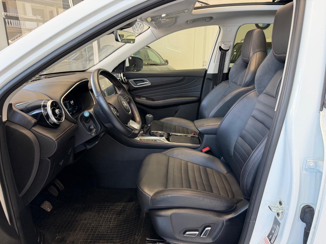 Mg HS 1.5T-GDI Luxury “TETTO APR/LUCI”