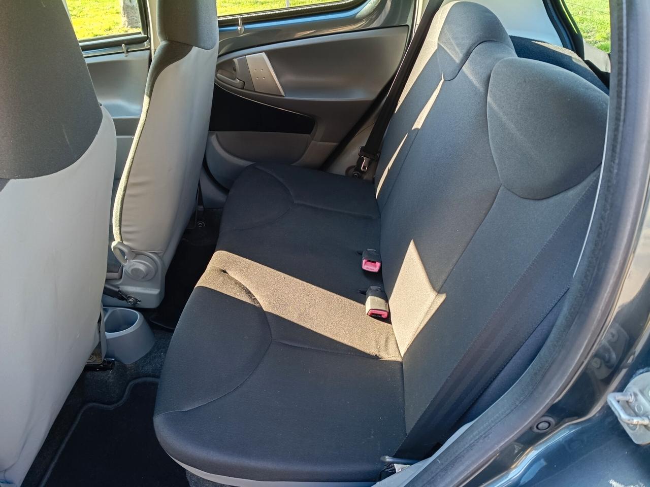 Toyota Aygo 1.0 12V VVT-i 5 porte Active