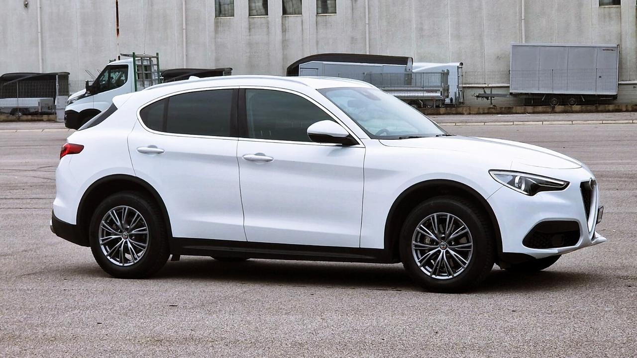 Alfa Romeo Stelvio 2.2 Turbodiesel 190 CV AT8 Q4