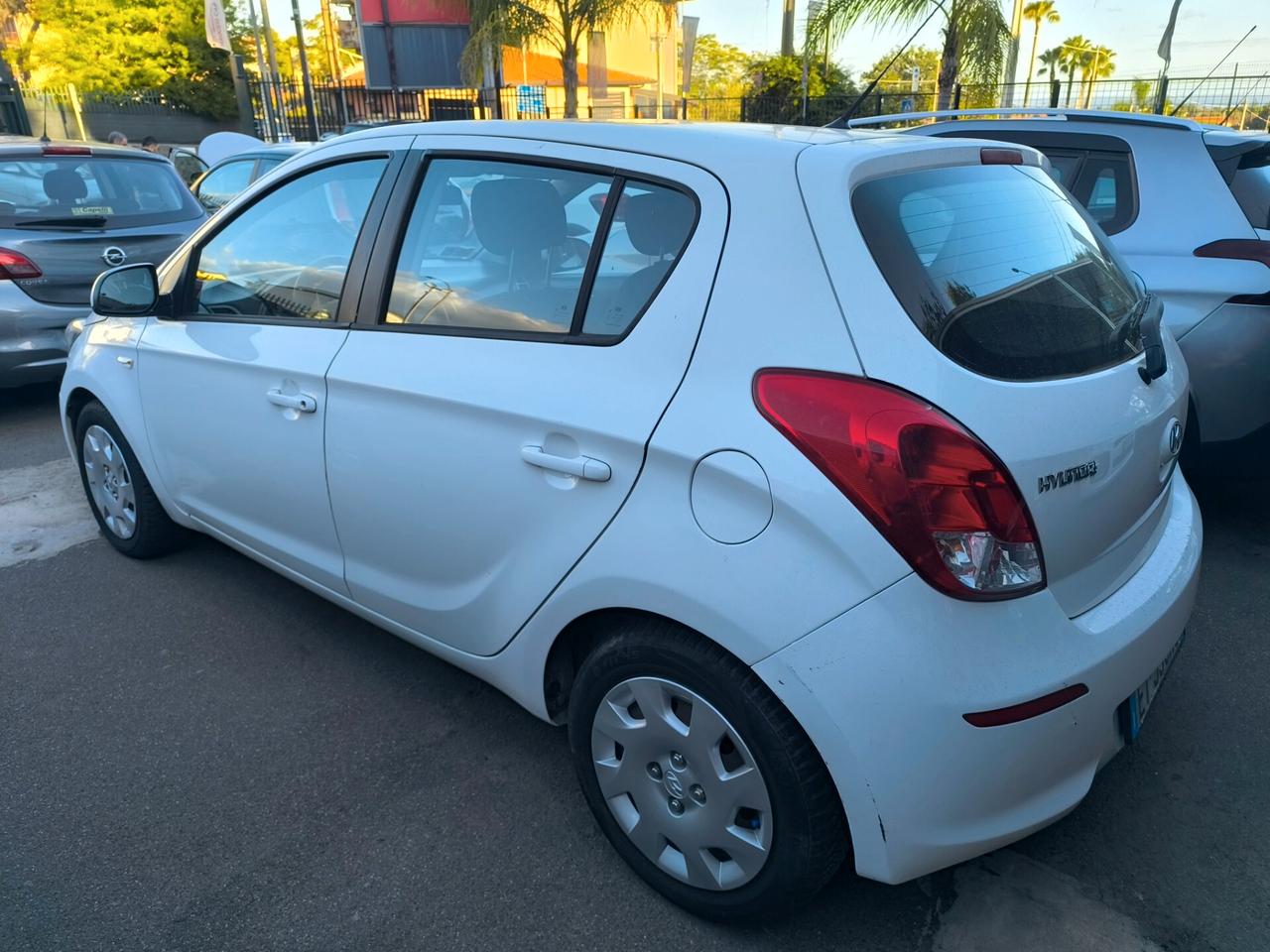 Hyundai i20 1.2 5p. Econext Sound Edition