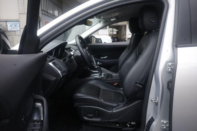 Jaguar E-Pace Jaguar E-Pace 2.0d i4 R-Dynamic S awd 150cv my19 110KW ANNO 2019