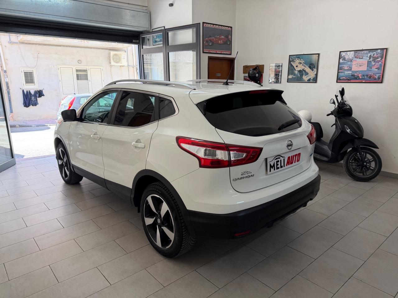Nissan Qashqai 1.5 DCI 110 CV Tekna CAMERA 360°