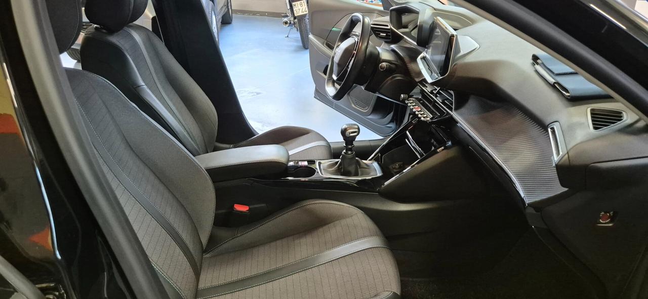 Peugeot 208 PureTech 100 Stop&Start 5 porte Allure Navi Pack