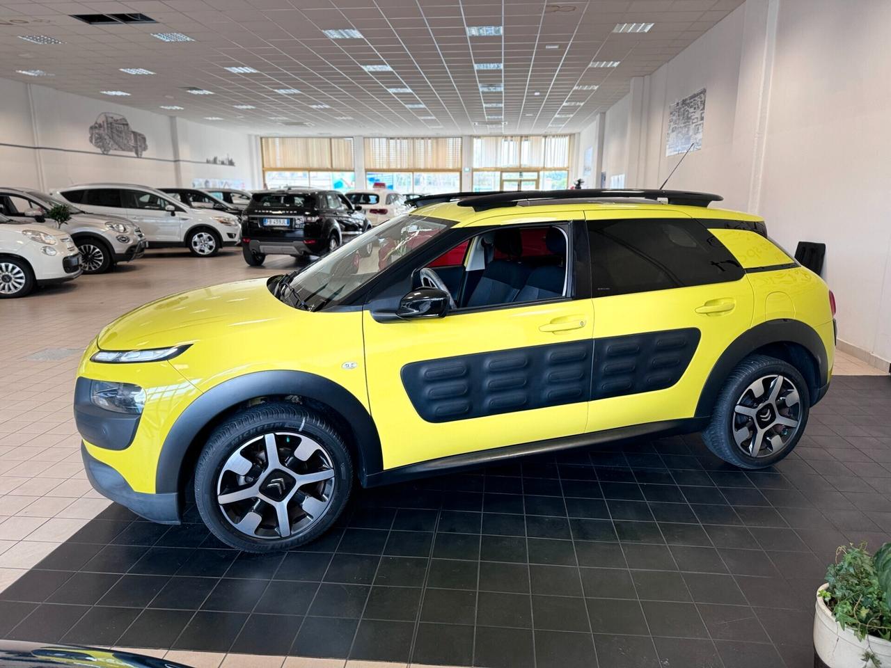 Citroen C4 Cactus PureTech 82 Shine