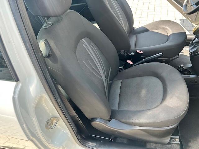 Lancia Ypsilon 1.2 69 CV Platinum