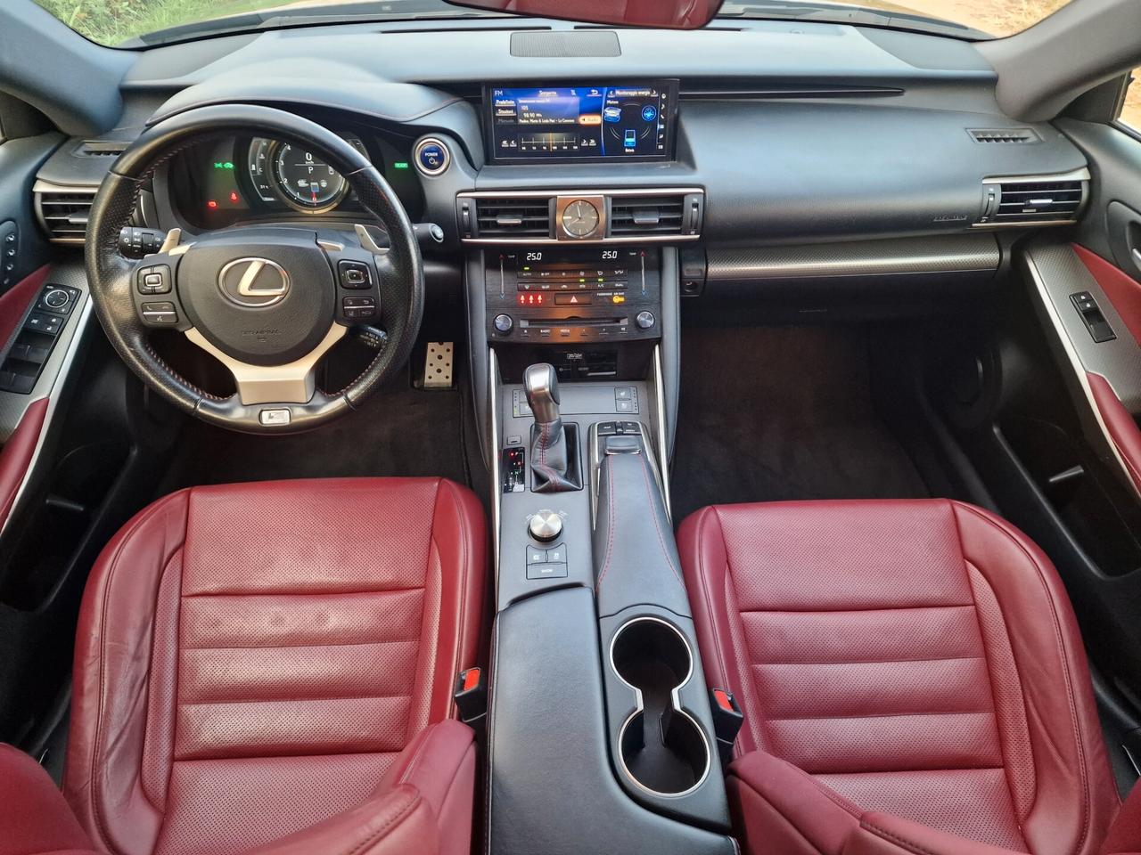 Lexus IS 300 Hybrid FSport