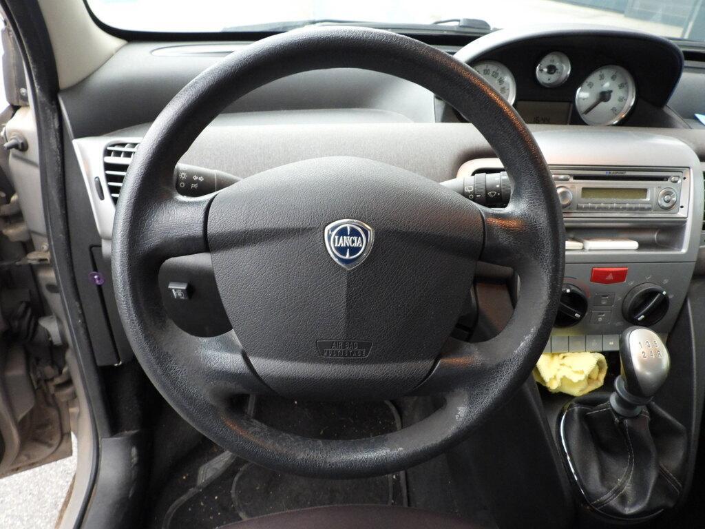 Lancia Ypsilon 3 Porte 1.4 Ecochic New Oro