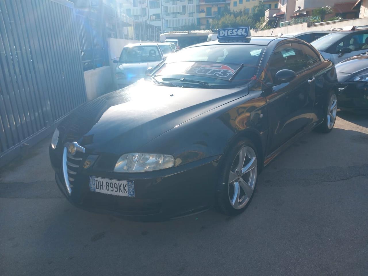 Alfa Romeo GT 1.9 JTDM Distinctive Q2