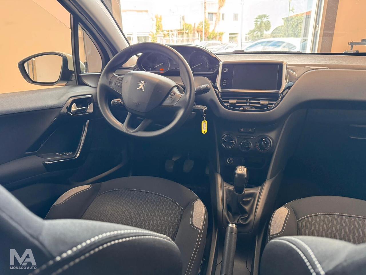 Peugeot 208 1.4 HDi 68 cv Active 2015