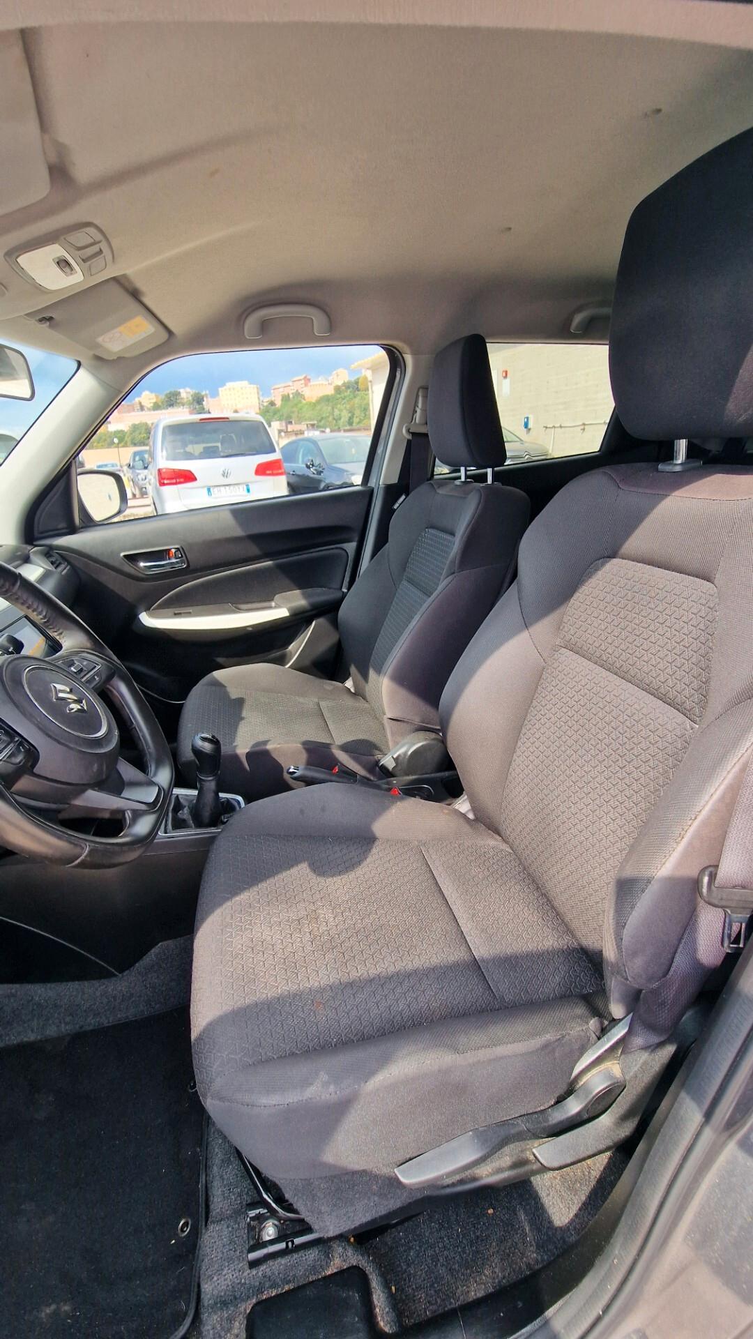 Suzuki Swift 1.2 Hybrid Top