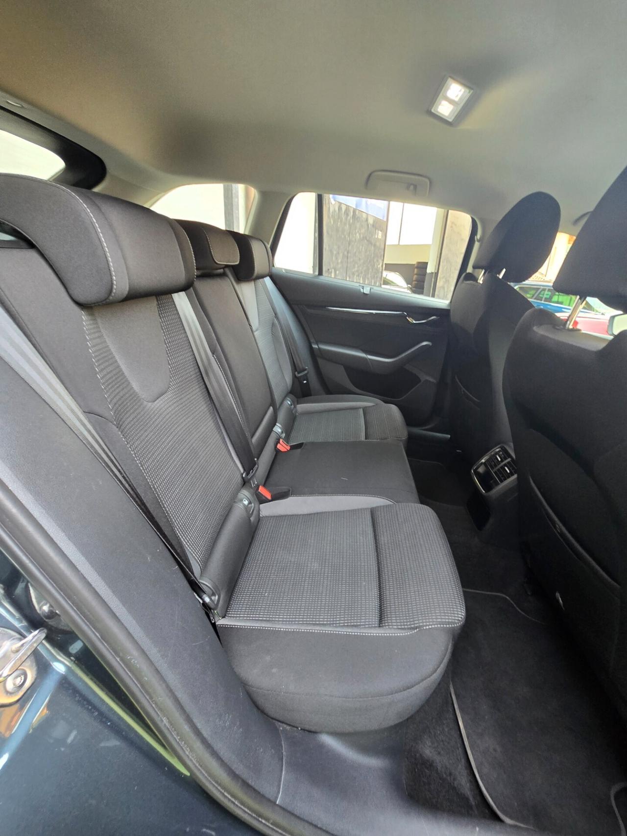 Skoda Octavia 2.0TDI 150CV DSG Executive EURO6D-2021