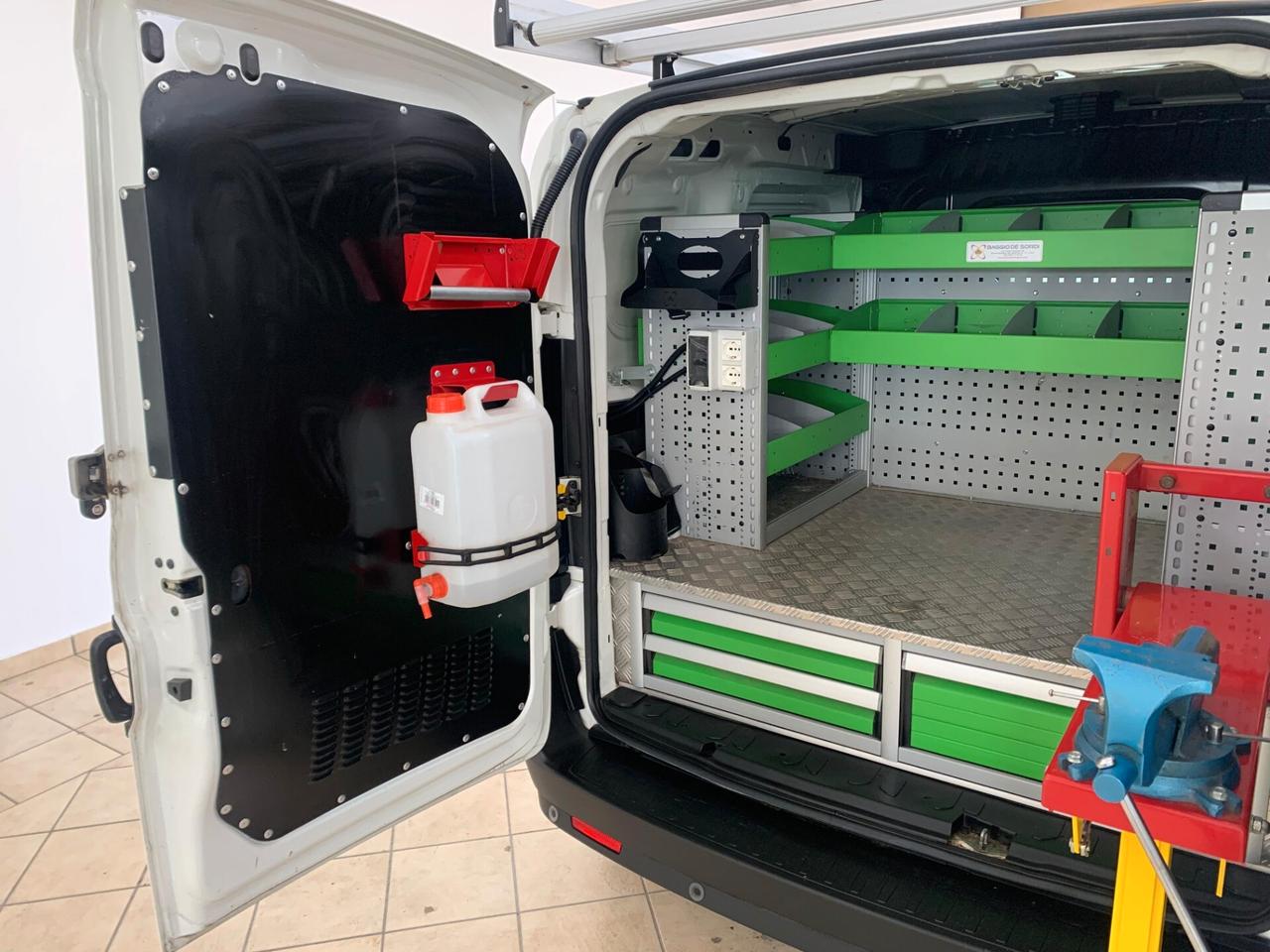 Fiat Doblò 1.4 T-Jet Natural Power *ATTREZZATO+220V*