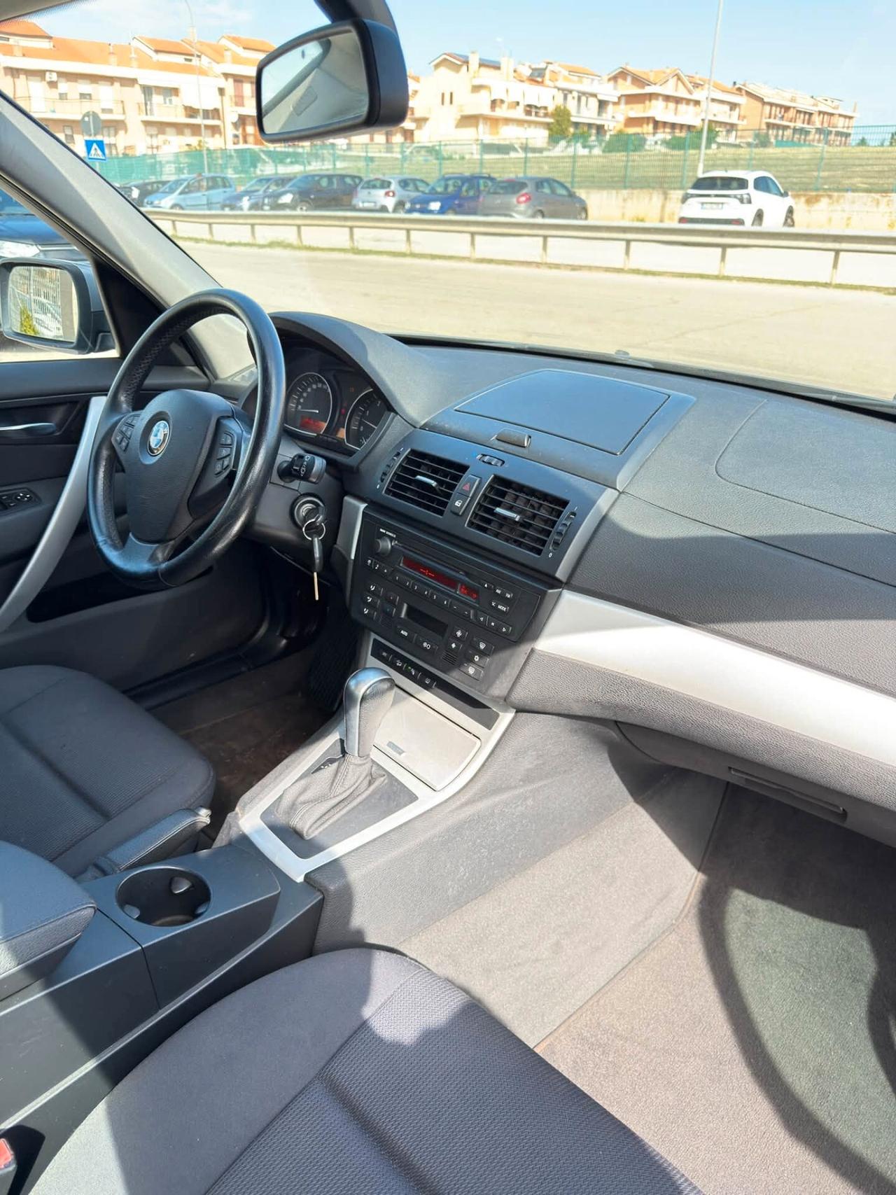 Bmw X3 2.0d cat Futura