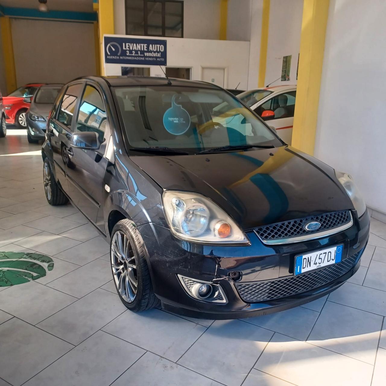 138488 KM NEOPATENATI FIESTA 1.4 TDI OTTIME CONDIZIONI