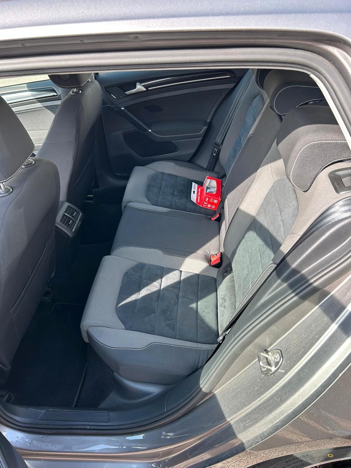 Volkswagen Golf 2.0 TDI 5p. Highline BlueMotion Technology