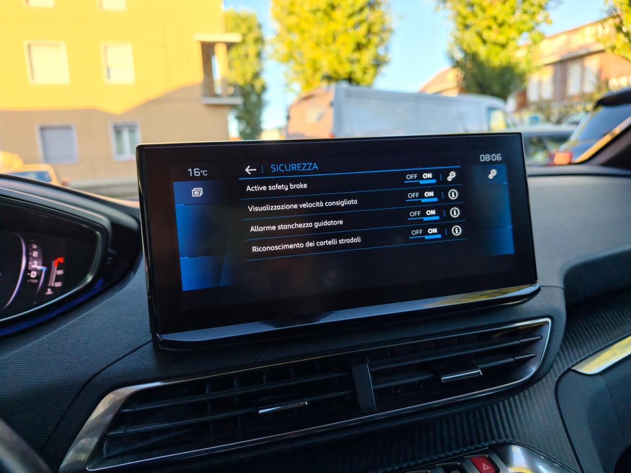 Peugeot 5008 130cv Allure Pack 7 posti PREZZO VERO