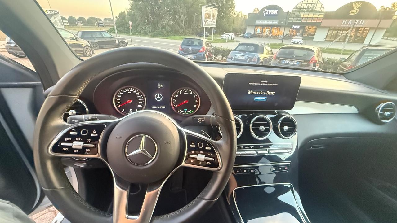 MERCEDES GLC 200 COUPE 4 MATIC 2022