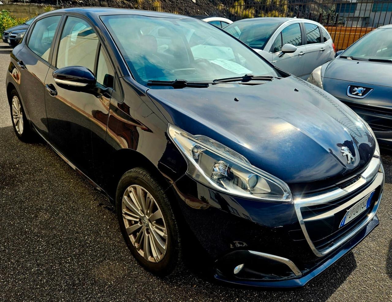 Peugeot 208 PureTech 82 5 porte Allure