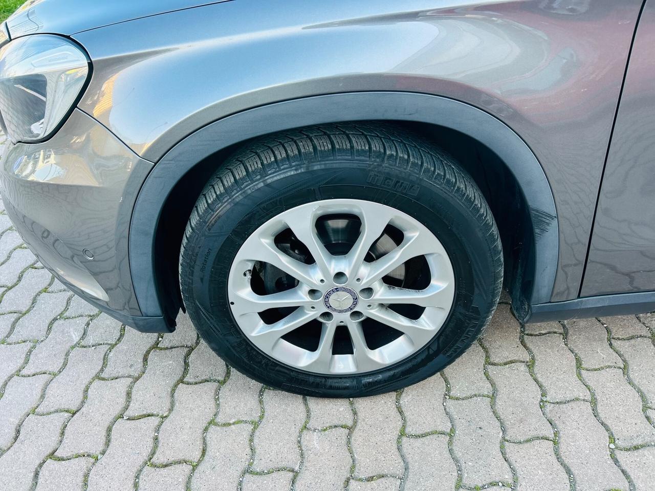 Mercedes-benz GLA 200 d Premium