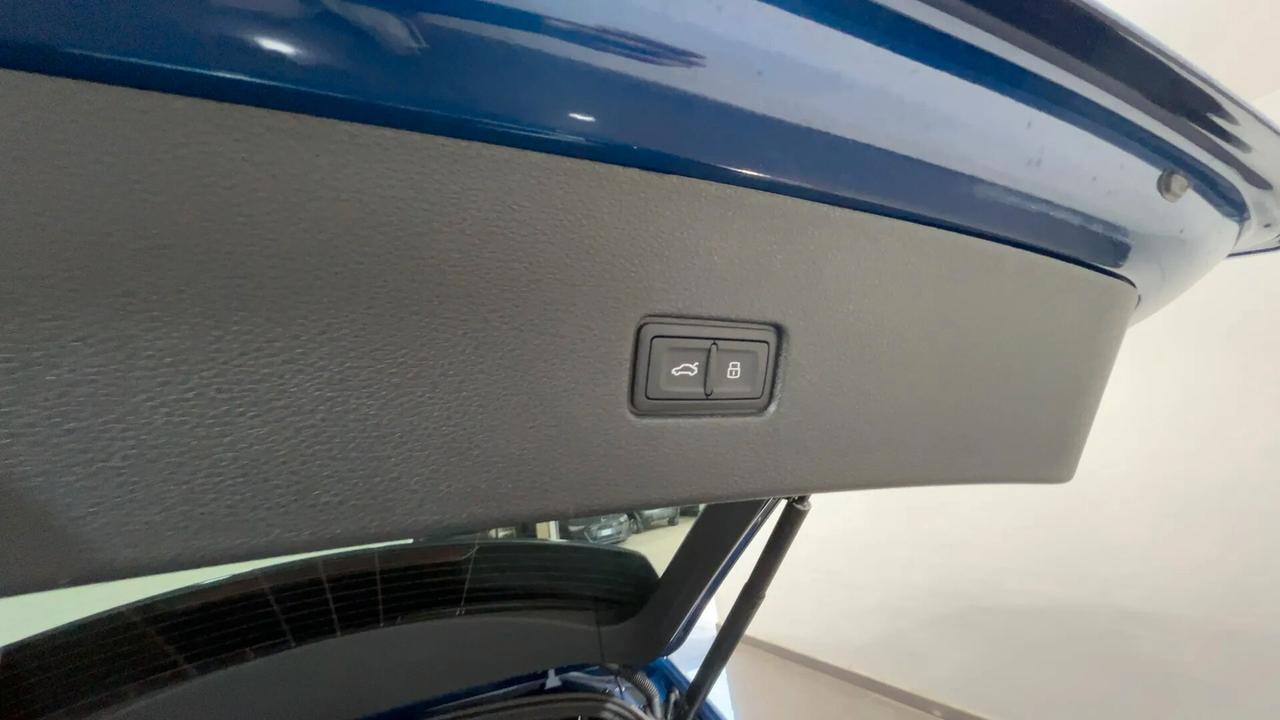 Audi Q8 3.0 tdi mhev S line quattro286cv auto