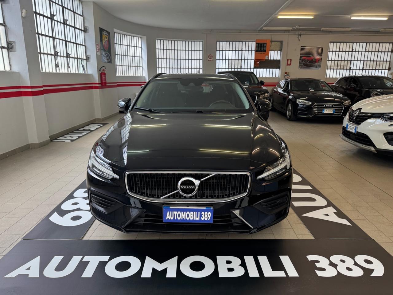 Volvo V60 B4 (d) Geartronic Momentum Business