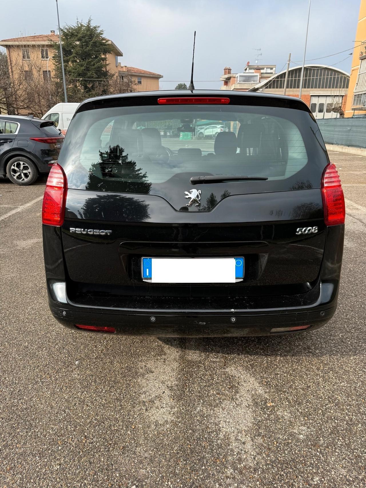 Peugeot 5008 1.6 hdi - 12 MESI DI GARANZIA -