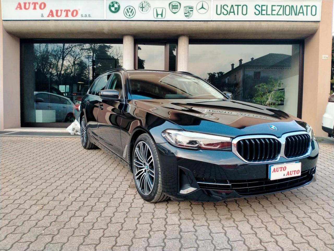 BMW 520 D TOUR. MHEV 48V XDRIVE M.Y.22 LEGA 19 MSPORT / PELLE NERA