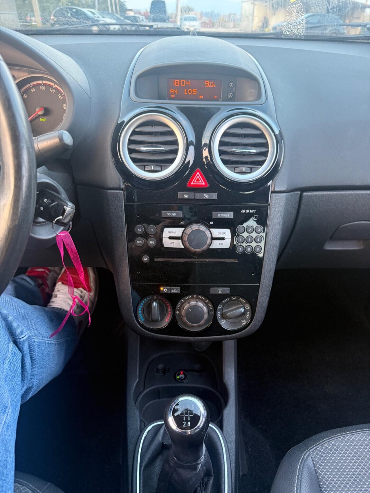 Opel Corsa 1.2 Benzina Metano unipropr. NEOPATENTATI