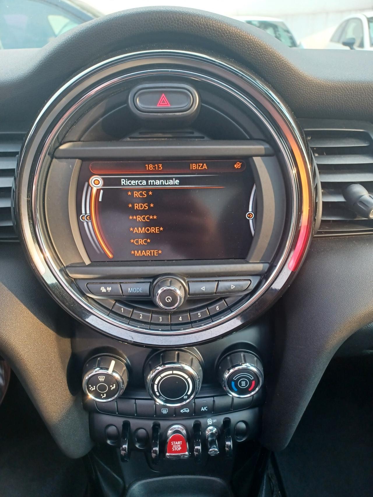 Mini 1.2 Benzina 5 porte Tetto PDC 2015