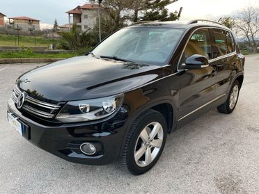 Volkswagen Tiguan 2.0 TDI Sport Line