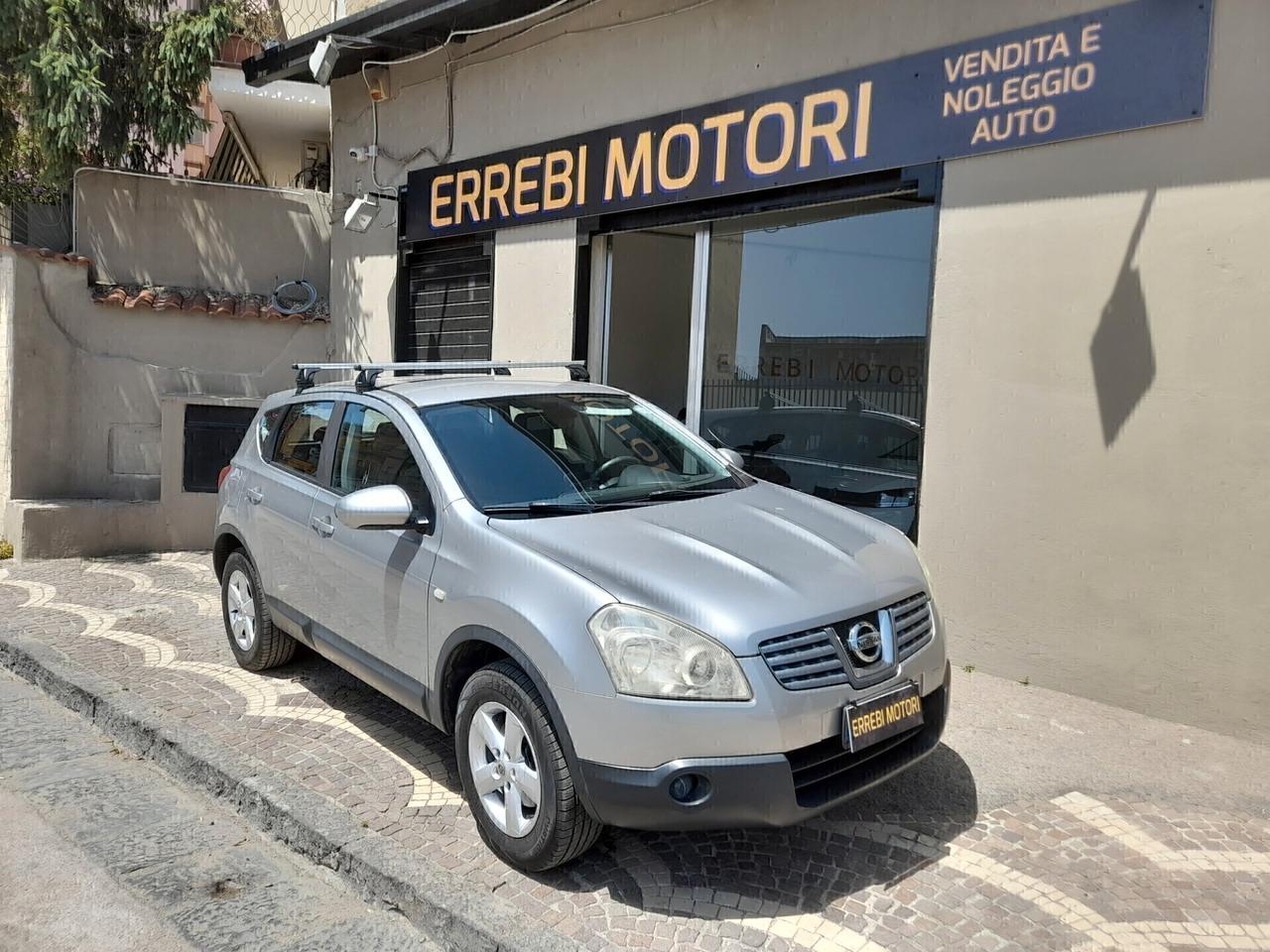 Nissan Qashqai 4X4 GANCIO TRAINO