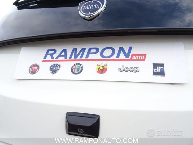 Lancia Ypsilon 1.0 FireFly 5 porte S&S Hybrid...