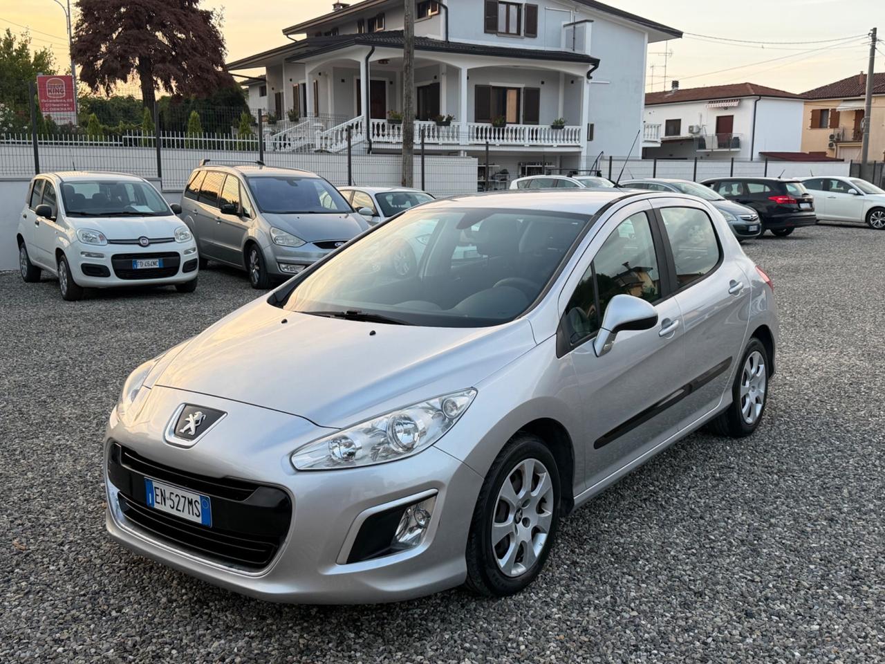 Peugeot 308 1.6 8V e-HDi 112CV Stop&Start 5p. Access
