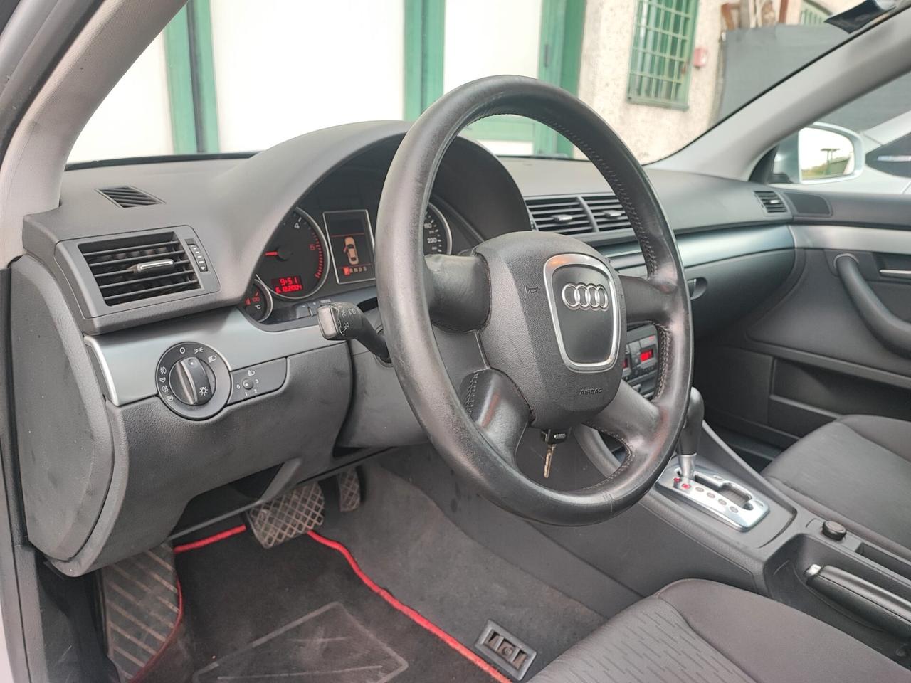 Audi A4 2.0 TDI DIESEL AUTOMATICA BERLINA 2005