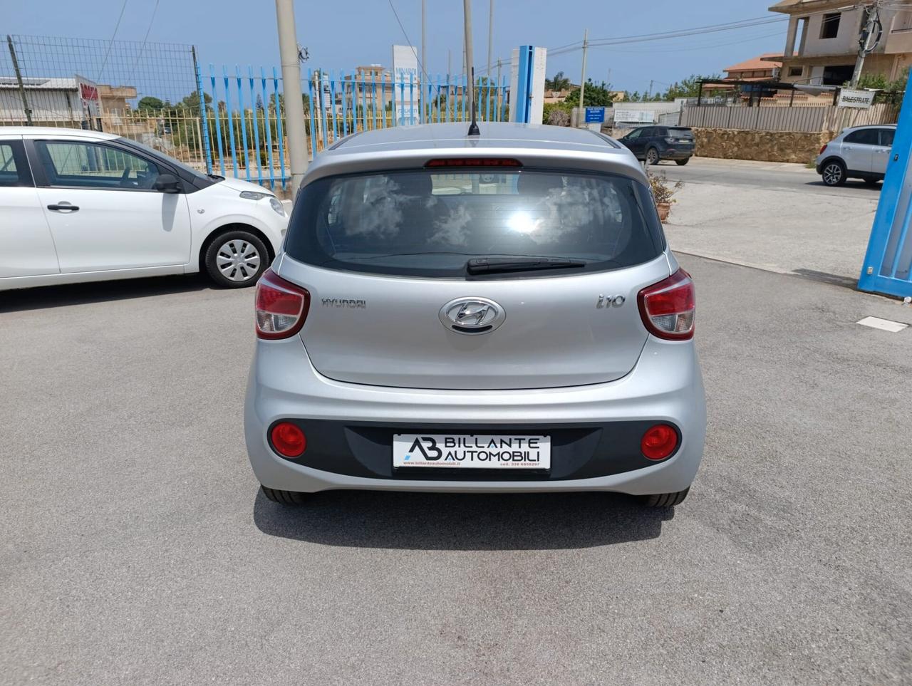 Hyundai i10 1.0 cv 67 cv 2017