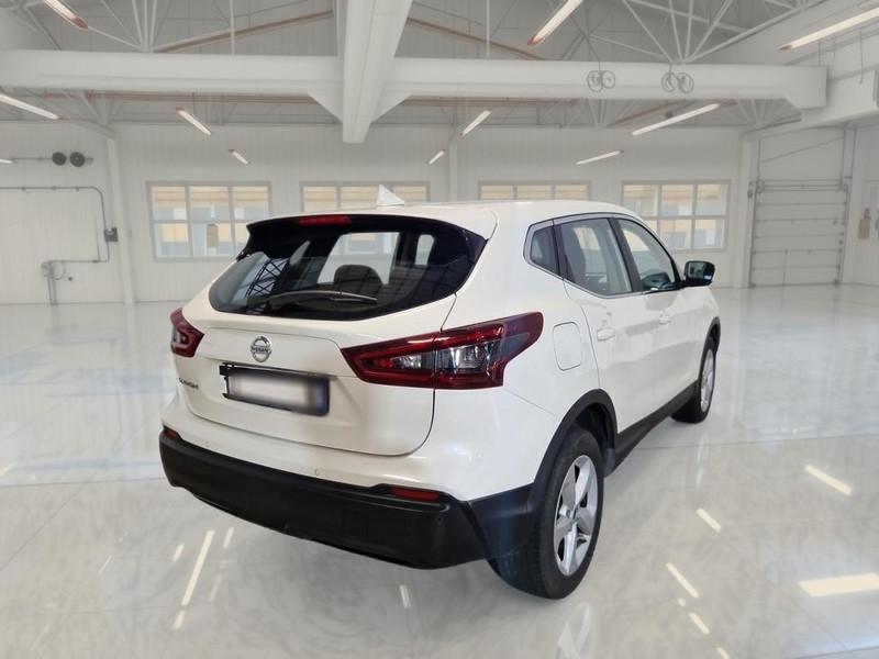 NISSAN QASHQAI 1.3 DIG-T 160 Business DCT