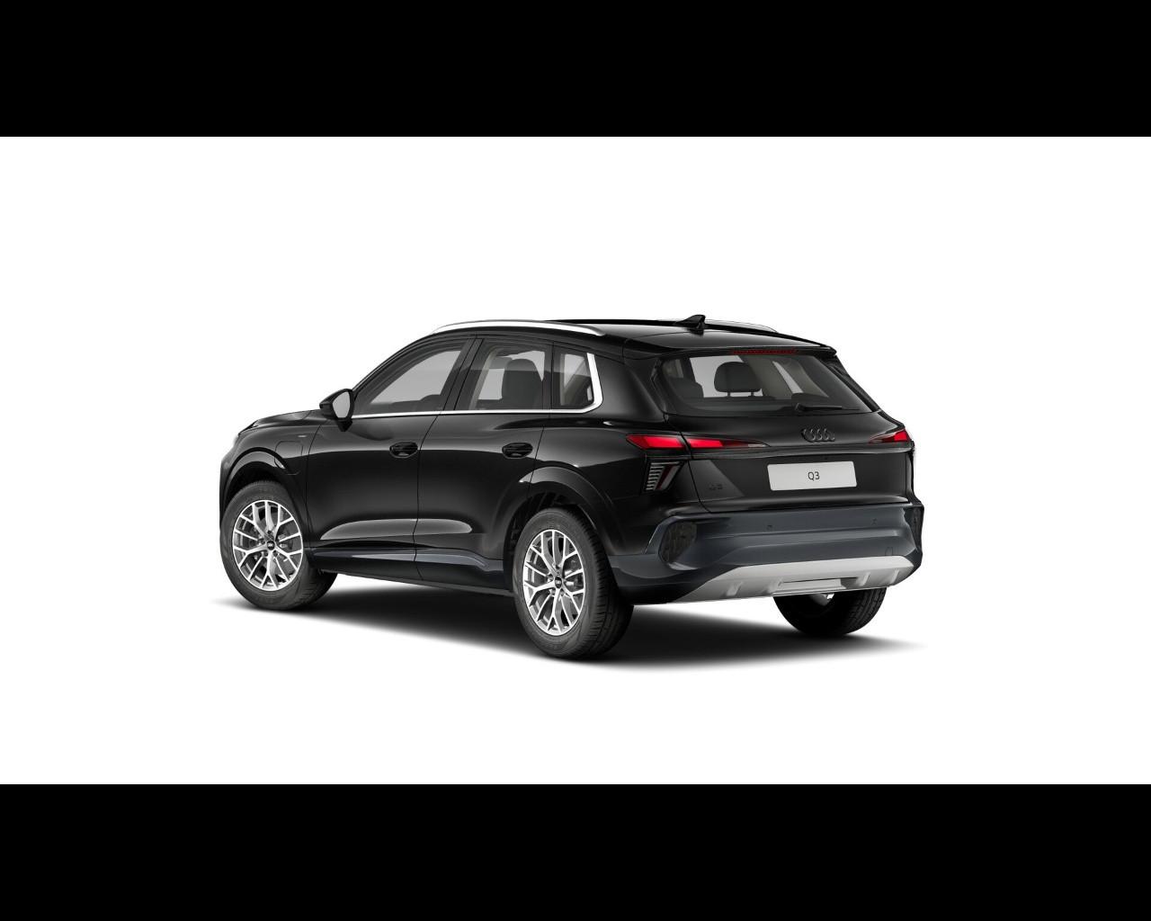 AUDI Audi Q3 SUV Business Advanced e-hybrid 200 kW S tronic