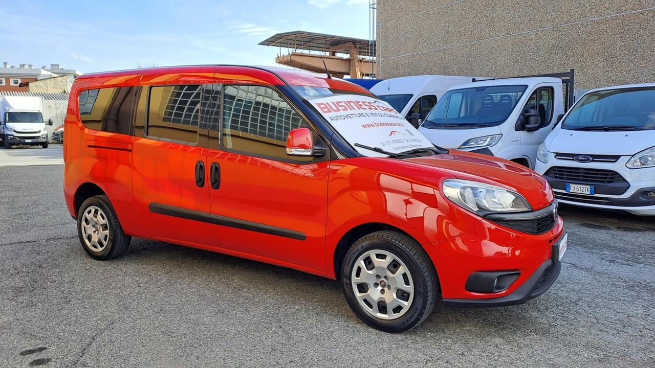 Fiat Doblo 1.3 MTJ 90 CV COMBI MAXI OMOLOGATO AUTOCARRO 5 POSTI!