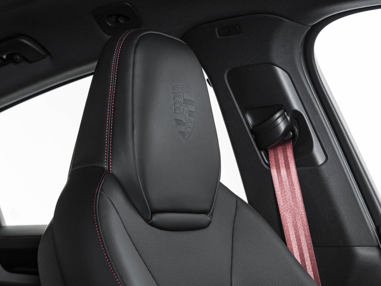E-Hybrid Coupé