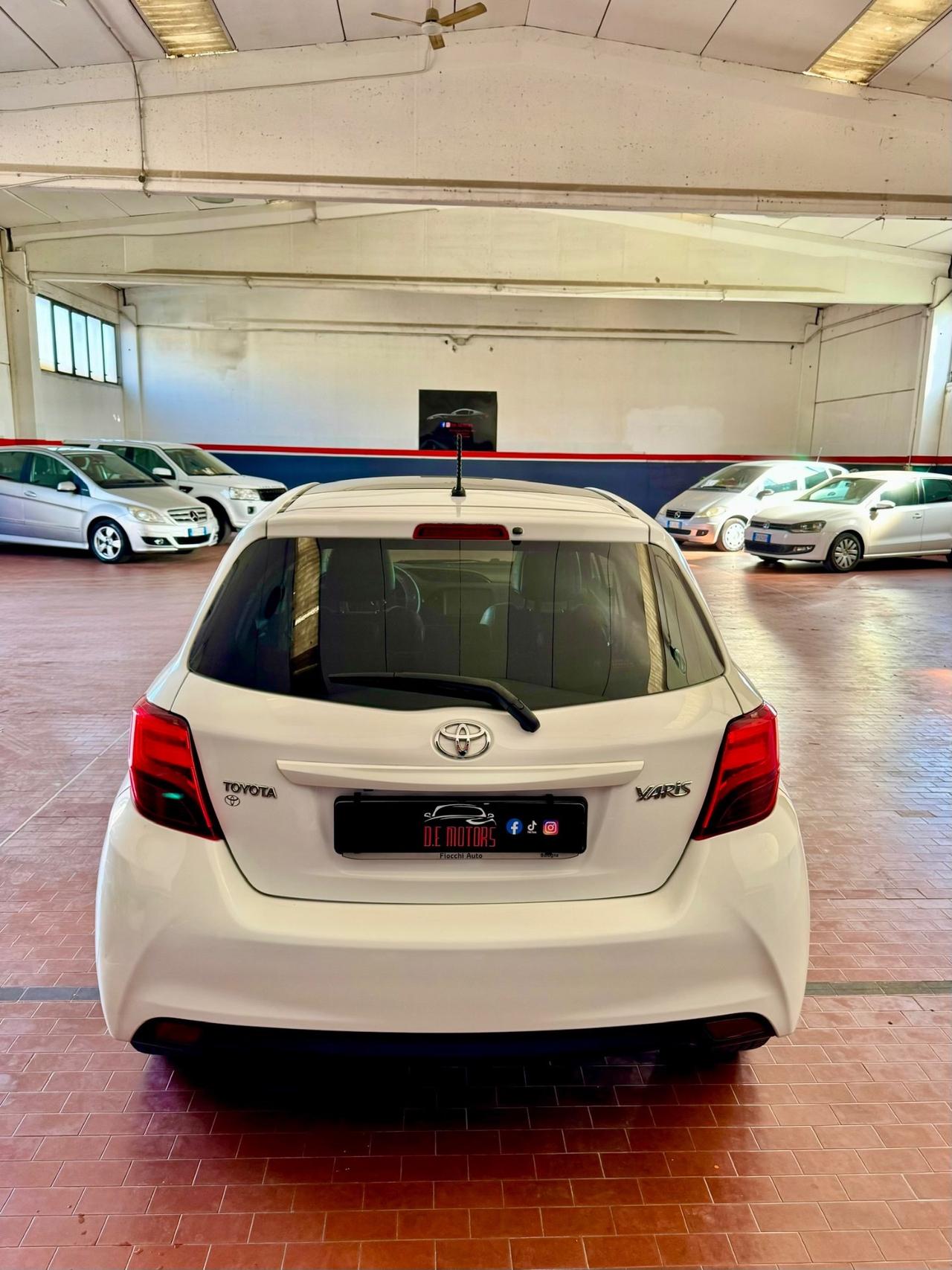 Toyota Yaris 1.3 5 porte Lounge