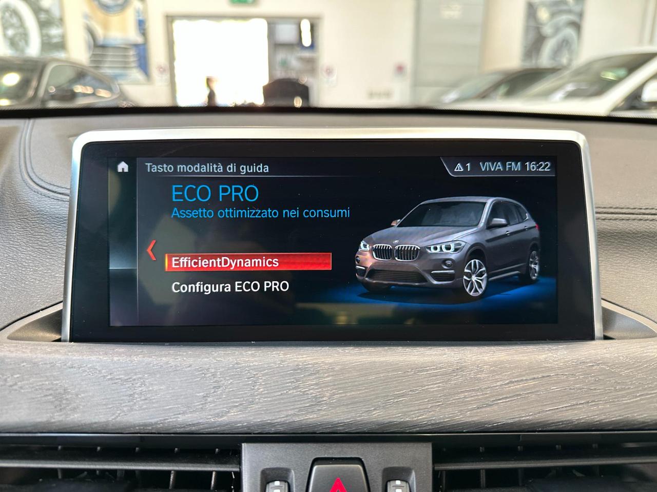 BMW X1 sdrive18i xLine Plus Auto-18"-Camera-Pelle-Carplay-IVA