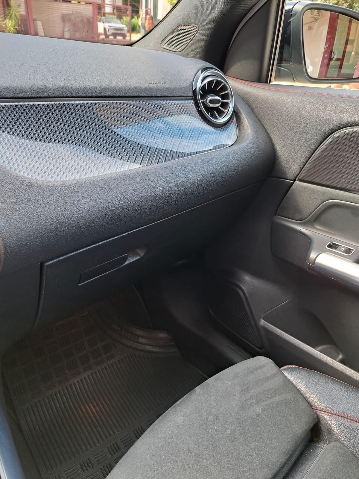 Mercedes-benz GLA 200 Automatic Premium