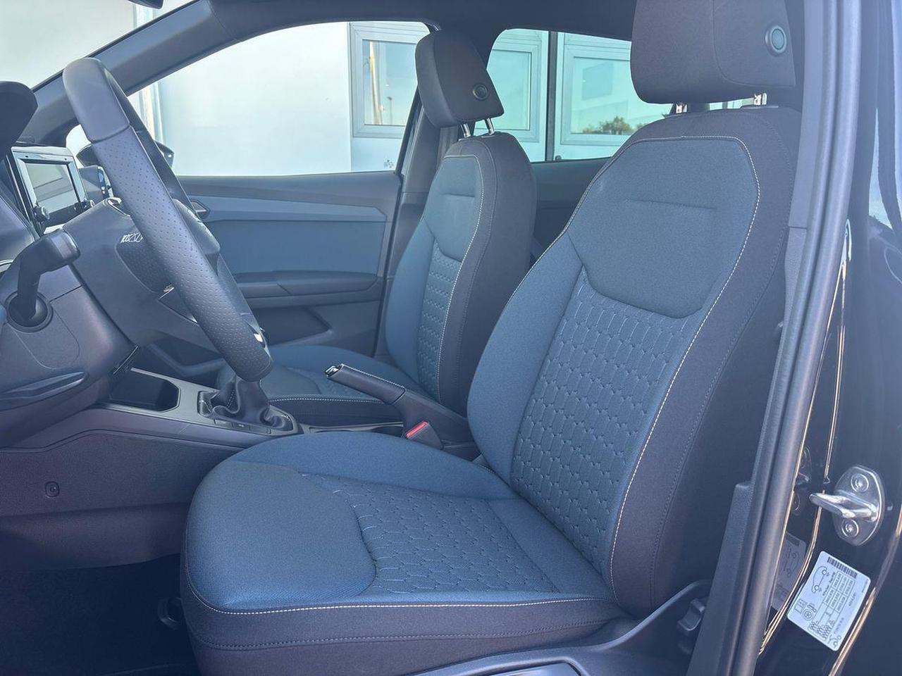 Seat Arona 1.0 ecotsi 95cv black edition
