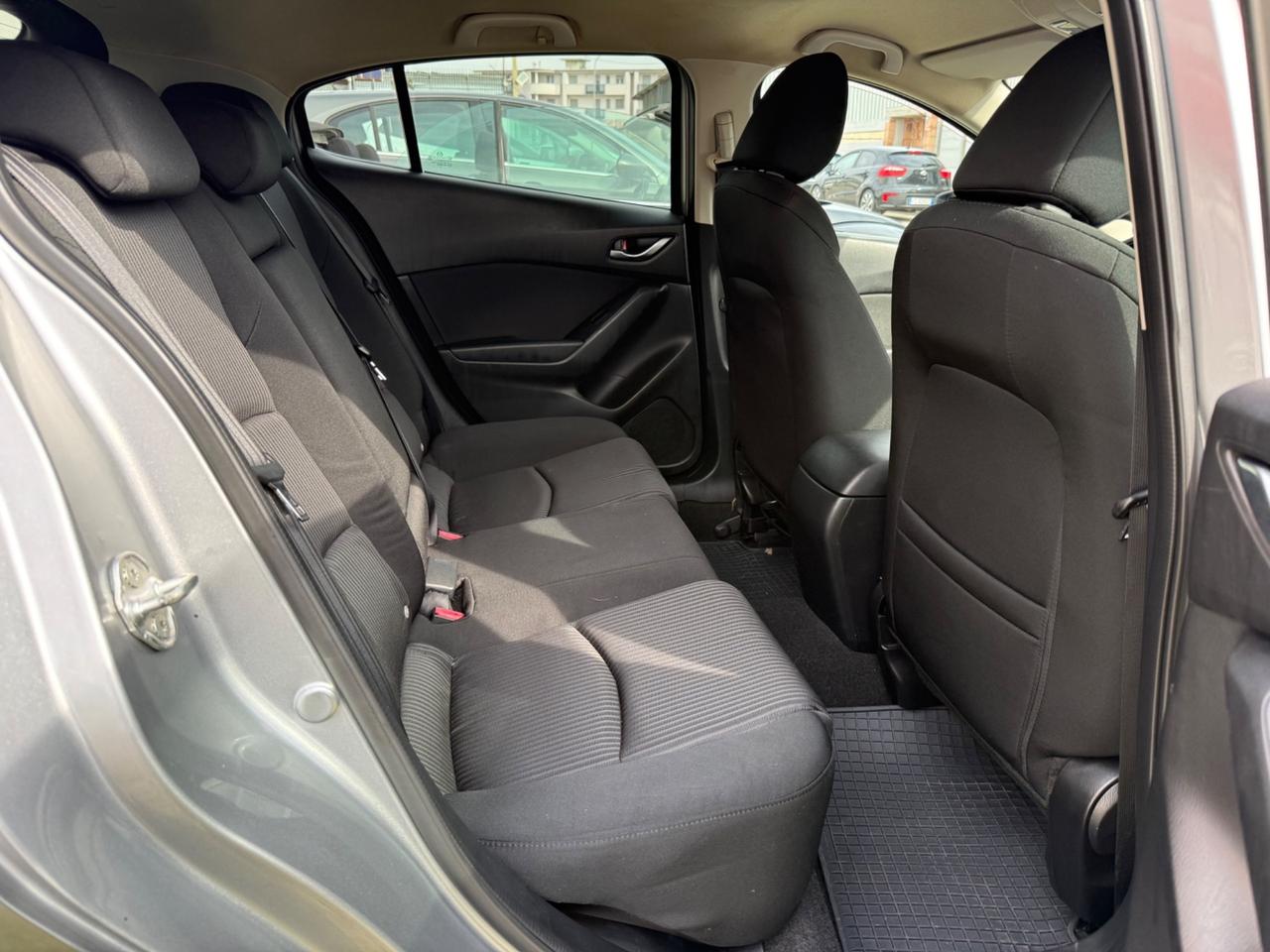 Mazda 3 Mazda3 2.2 Skyactiv-D Exceed