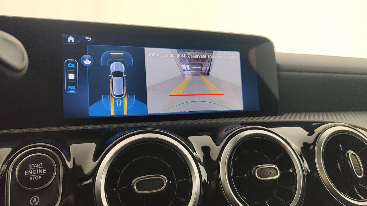 Mercedes-Benz CLA Shooting Brake 180 d Advanced auto