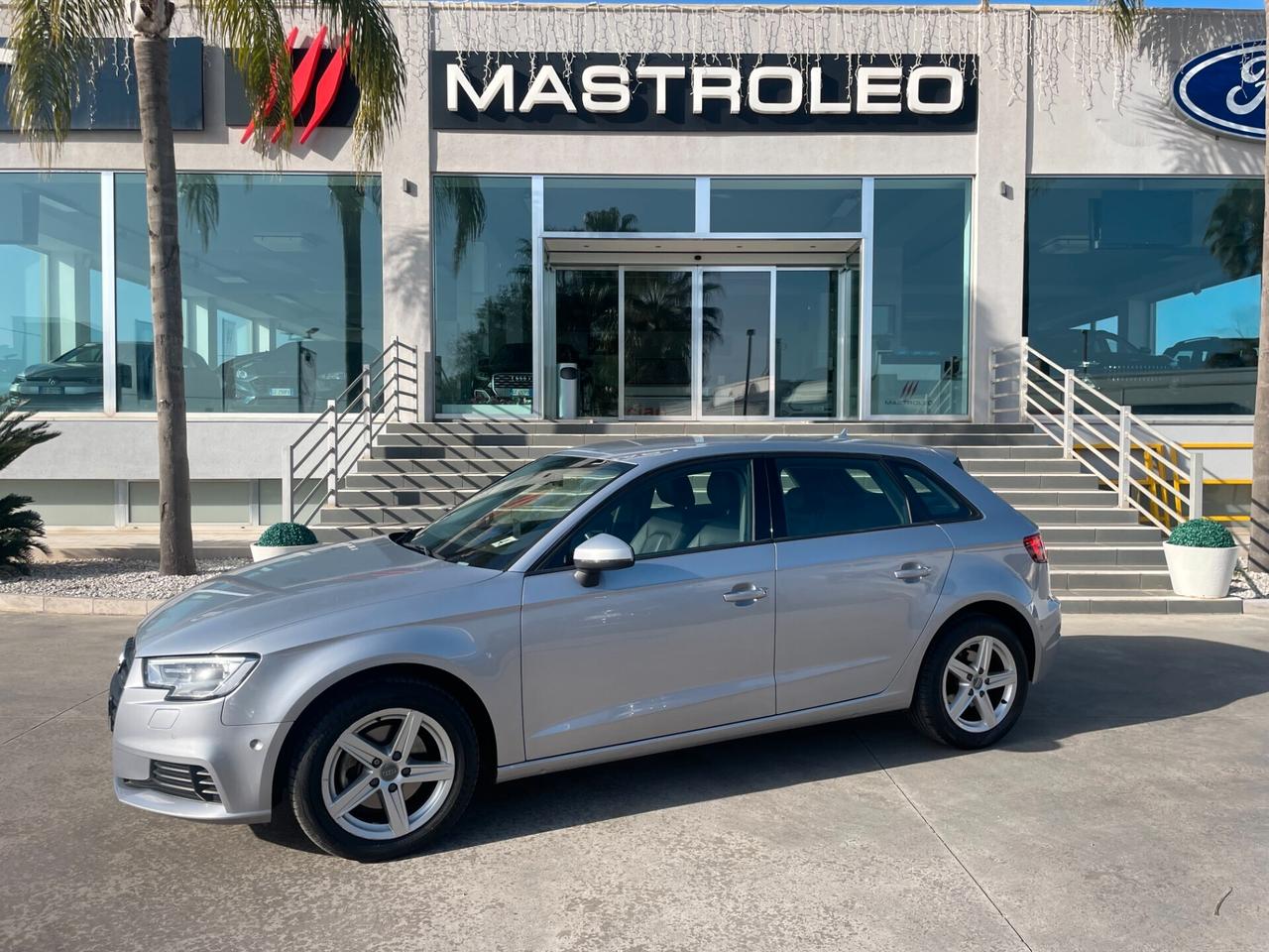 Audi A3 SPB 1.6 TDI 116 CV S tronic Business