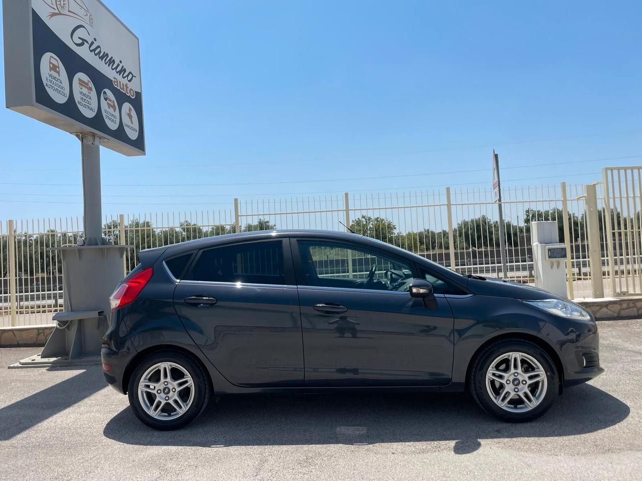 FORD FIESTA 5p 1.5 tdci Titanium 75cv