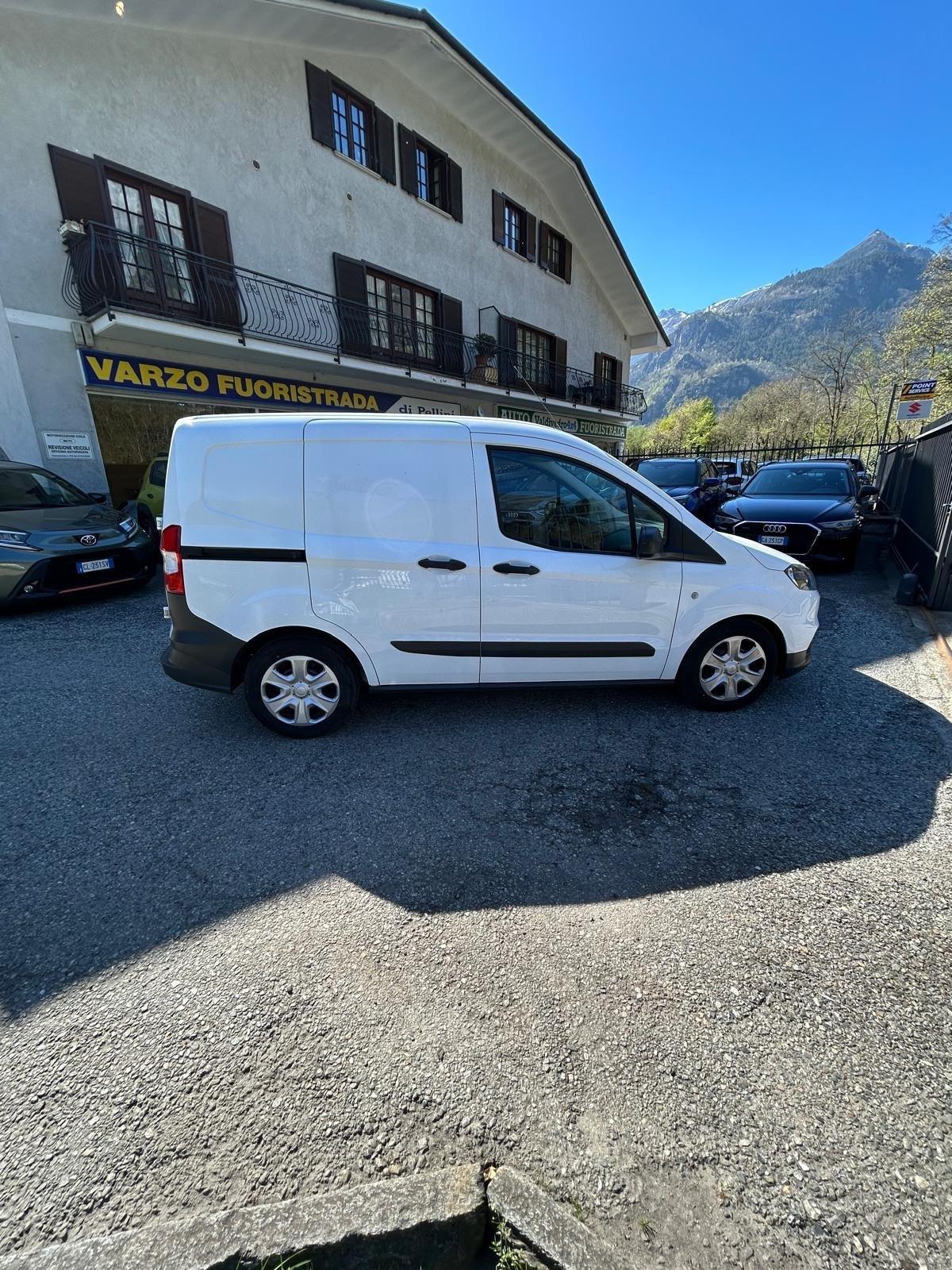 Ford Transit Courier 1.5 TDCi 75CV Van Trend